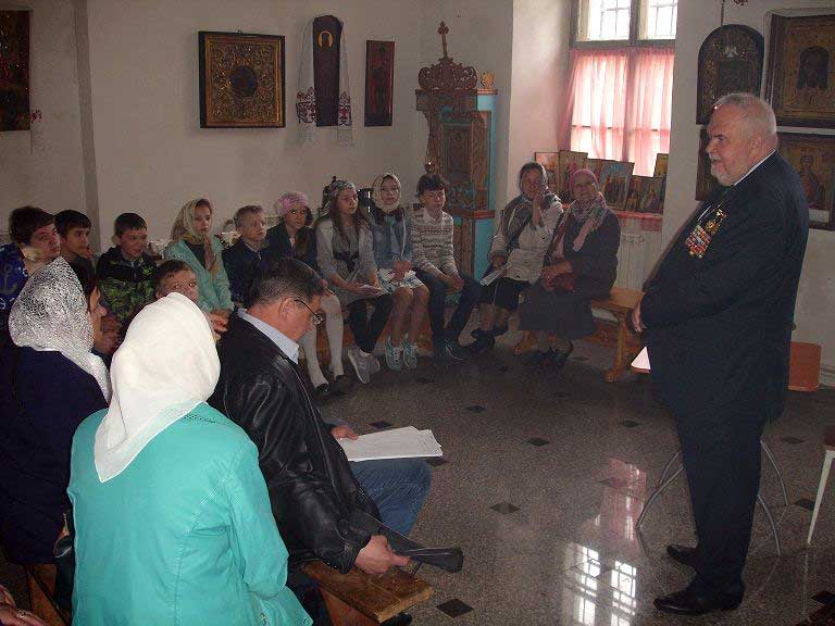 Внук-Чуйкова-в-Троицком-Храме2