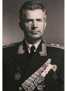 Спиридонов Семён Лаврович, ком-р сводной группы 250-го зен.арт.полка