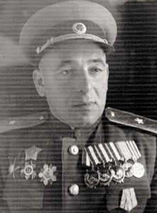 Рабинович Леонид Юдильевич - подполковник, нач-к штаба 31 тбр