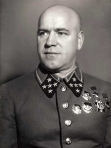 Жуков Г.К. - командующий Западным фронтом