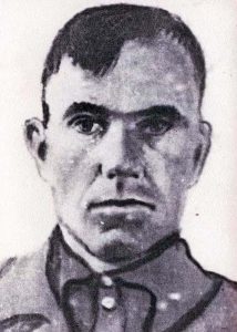Алдошкин Степан Иванович. 1899 года рождения. Призван в действующую армию в 1941 году, сержант. Погиб 20 апреля 1945 года. Извещение от 5 мая 1970 года. ЦА г.Подольска. До ВОВ - рабочий ВНИИ кормов.