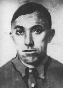 Хохлов Александр Иванович. Родился в 1906 г. Призван в РККА в июле 1941г. Воевал на Северном и ленинградском фронтах. Погиб 14 июля 1944 г. Извещение от июля 1944 года. До ВОВ работал бухгалтером ВНИИ кормов.
