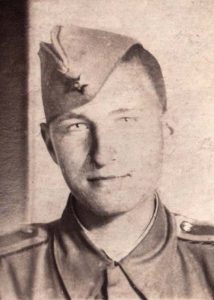 Львов Александр Михайлович, 1925 года рождения. Погиб в боях с фашистами, освобождая Венгрию, в 1945 году.