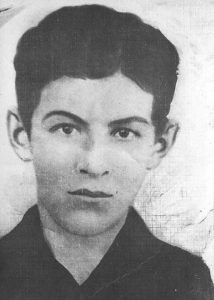 Сукач Василий Григорьевич. Родился в 1924 г. В РККА ушёл добровольцем в 1941 г. Ефрейтор. Погиб 16.10.44 г. в Литве. Извещение Краснополянского РВК от 12.12.44 г. До ВОВ учащийся Луговской школы.