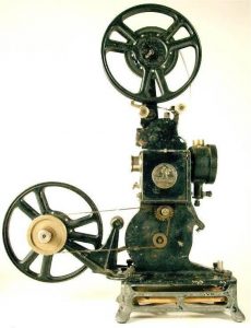 Кинопроектор Братья Патэ 1925
