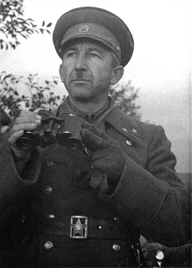 Павел Алексеевич Белов. 1 октября 1941