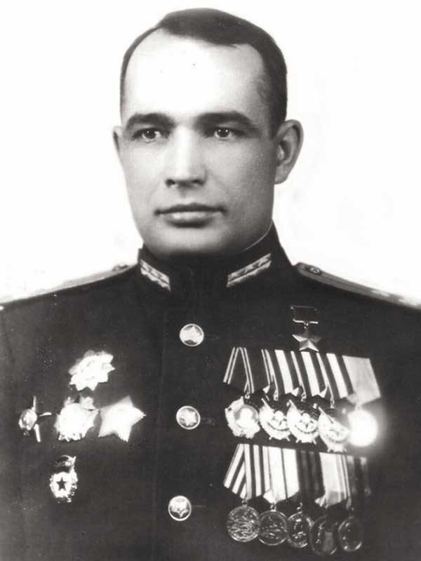 Епанчин Александр Дмитриевич - командир 2 осб 29 осбр 1 уд