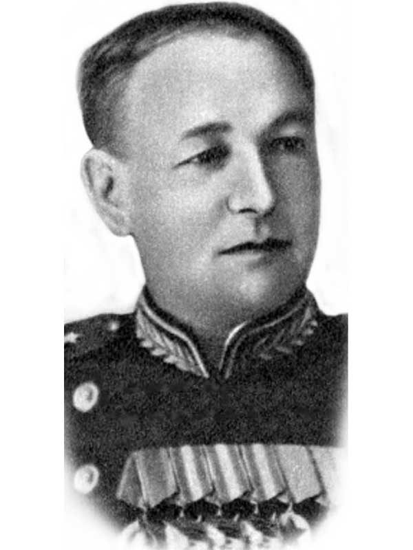 Нестерцев Виктор Ефимович - командующий ВВС 1-й уд.Армии