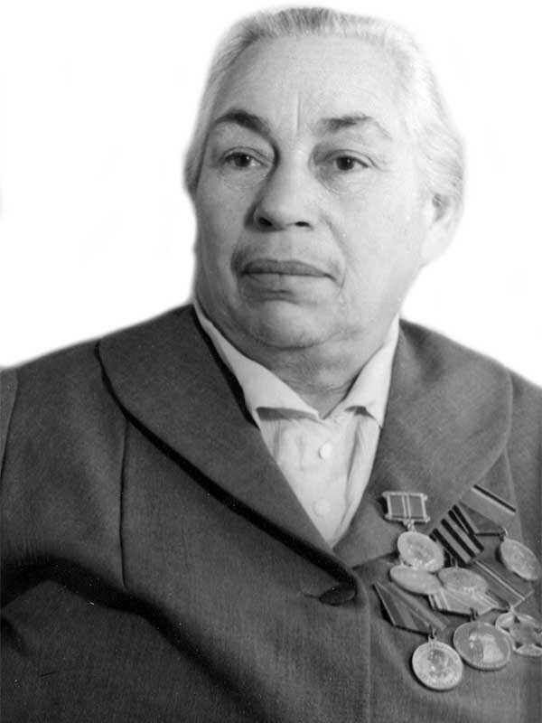 Эйшинская Софья Ильинична, 1904-1971, ст.военфельдшер, Пионерская, 1
