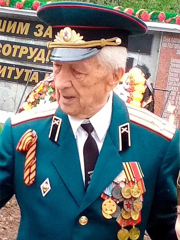Меньшиков Петр Иванович, 06.01.1927, ВНИИ д.12, кв.11