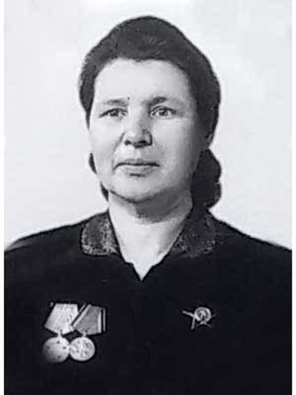 Таканова Янина Норбертовна, НИИ д.6 кв.66